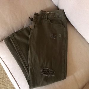 Gap girlfriend distressed olive jean
